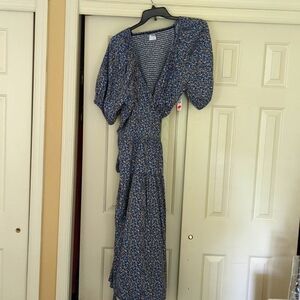 Floral puff sleeve dresss